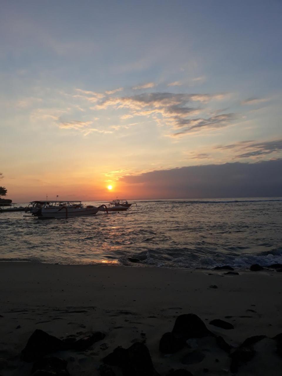 Lembongan Cempaka Villa & Restaurant Nusa Lembongan  Ngoại thất bức ảnh