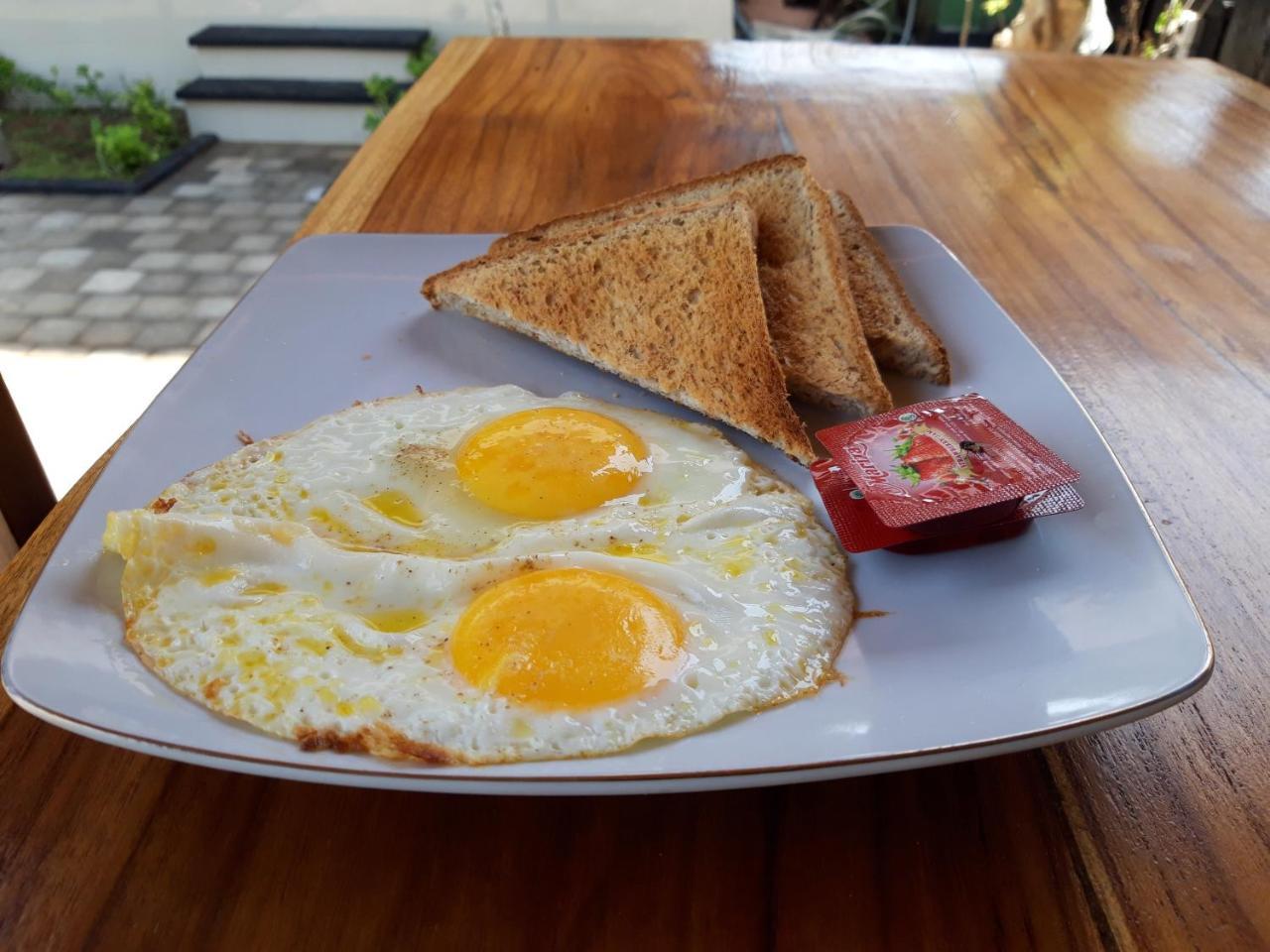 Lembongan Cempaka Villa & Restaurant Nusa Lembongan  Ngoại thất bức ảnh